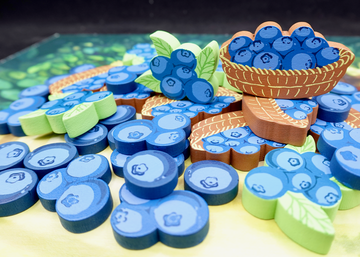 Woodcraft: Wooden Blueberries (Meeple Source)