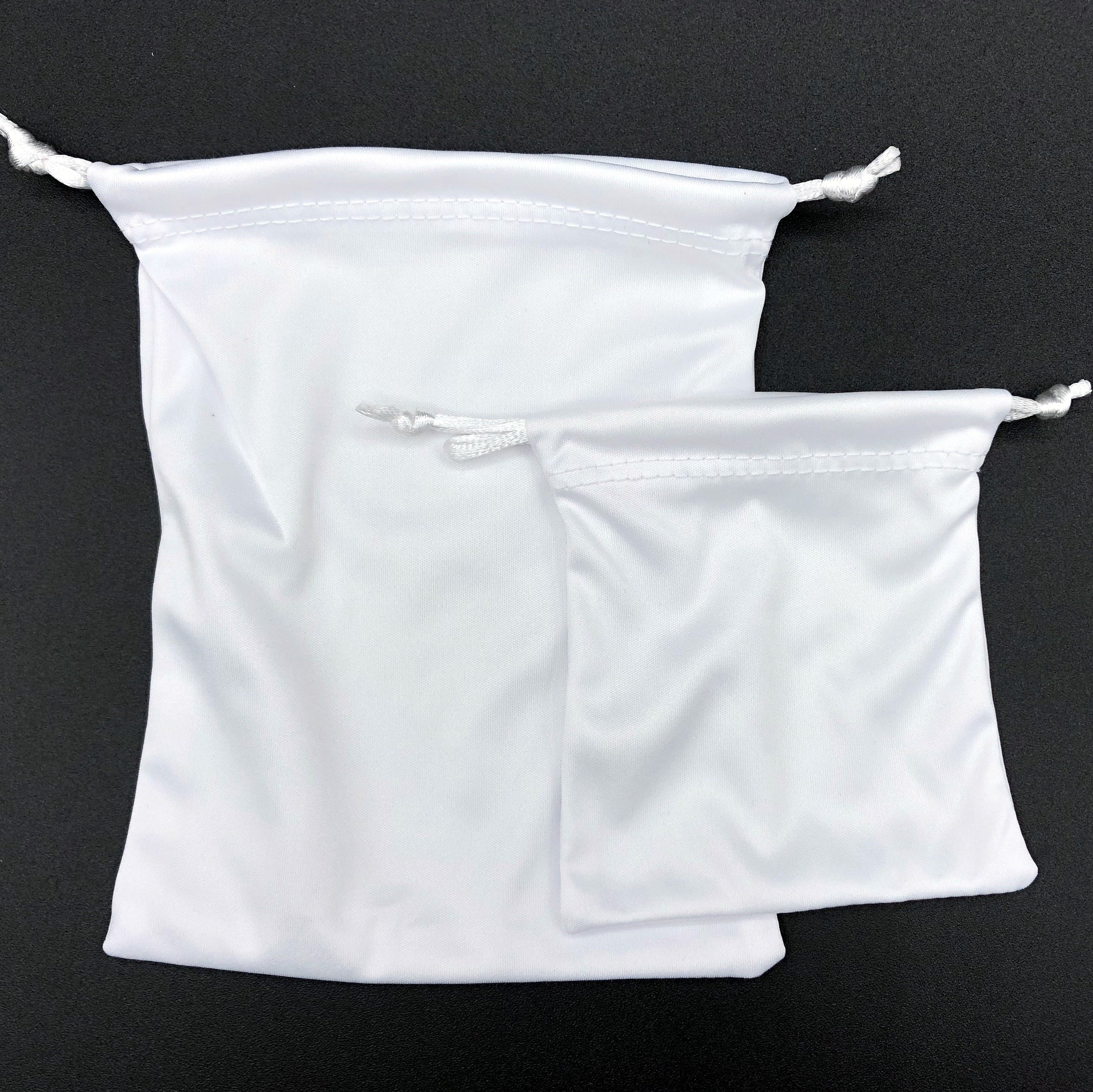 White on sale drawstring pouch